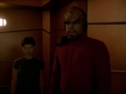 extant_StarTrek_DS9_7x19-StrangeBedfellows_1239.jpg