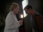extant_StarTrek_DS9_7x19-StrangeBedfellows_1633.jpg