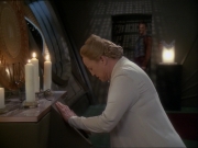 extant_StarTrek_DS9_7x19-StrangeBedfellows_1643.jpg