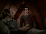 extant_StarTrek_DS9_7x19-StrangeBedfellows_1679.jpg