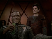 extant_StarTrek_DS9_7x19-StrangeBedfellows_1684.jpg