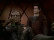 extant_StarTrek_DS9_7x19-StrangeBedfellows_1688.jpg