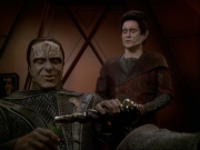 extant_StarTrek_DS9_7x19-StrangeBedfellows_1704.jpg