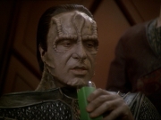 extant_StarTrek_DS9_7x19-StrangeBedfellows_1712.jpg