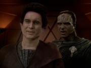 extant_StarTrek_DS9_7x19-StrangeBedfellows_1777.jpg