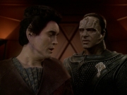 extant_StarTrek_DS9_7x19-StrangeBedfellows_1785.jpg