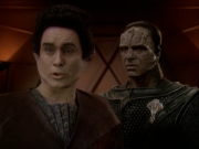 extant_StarTrek_DS9_7x19-StrangeBedfellows_1792.jpg