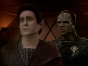extant_StarTrek_DS9_7x19-StrangeBedfellows_1797.jpg