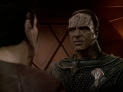 extant_StarTrek_DS9_7x19-StrangeBedfellows_1804.jpg