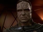 extant_StarTrek_DS9_7x19-StrangeBedfellows_1831.jpg