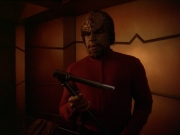 extant_StarTrek_DS9_7x19-StrangeBedfellows_1838.jpg
