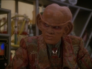 extant_StarTrek_DS9_7x19-StrangeBedfellows_1934.jpg