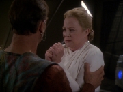 extant_StarTrek_DS9_7x19-StrangeBedfellows_2211.jpg