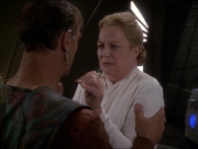 extant_StarTrek_DS9_7x19-StrangeBedfellows_2215.jpg