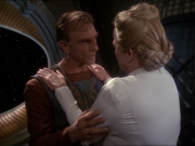 extant_StarTrek_DS9_7x19-StrangeBedfellows_2220.jpg