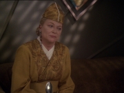 extant_StarTrek_DS9_7x19-StrangeBedfellows_2529.jpg