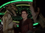 extant_StarTrek_DS9_7x19-StrangeBedfellows_2752.jpg