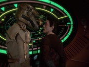 extant_StarTrek_DS9_7x19-StrangeBedfellows_2906.jpg