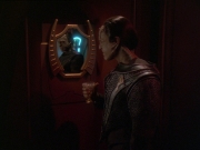 extant_StarTrek_DS9_7x19-StrangeBedfellows_2937.jpg