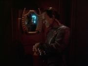 extant_StarTrek_DS9_7x19-StrangeBedfellows_2940.jpg