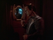 extant_StarTrek_DS9_7x19-StrangeBedfellows_2943.jpg