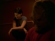 extant_StarTrek_DS9_7x19-StrangeBedfellows_3004.jpg
