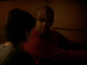 extant_StarTrek_DS9_7x19-StrangeBedfellows_3242.jpg