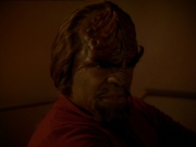 extant_StarTrek_DS9_7x19-StrangeBedfellows_3286.jpg