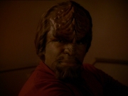 extant_StarTrek_DS9_7x19-StrangeBedfellows_3288.jpg
