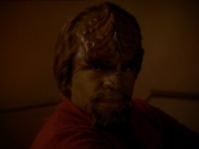 extant_StarTrek_DS9_7x19-StrangeBedfellows_3296.jpg