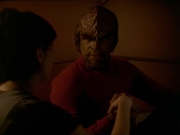 extant_StarTrek_DS9_7x19-StrangeBedfellows_3358.jpg