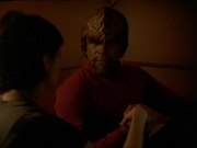 extant_StarTrek_DS9_7x19-StrangeBedfellows_3359.jpg