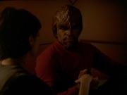 extant_StarTrek_DS9_7x19-StrangeBedfellows_3364.jpg