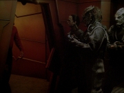 extant_StarTrek_DS9_7x19-StrangeBedfellows_3395.jpg