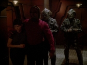 extant_StarTrek_DS9_7x19-StrangeBedfellows_3403.jpg
