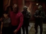 extant_StarTrek_DS9_7x19-StrangeBedfellows_3406.jpg