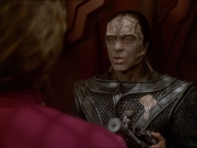 extant_StarTrek_DS9_7x19-StrangeBedfellows_3440.jpg