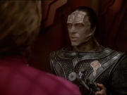 extant_StarTrek_DS9_7x19-StrangeBedfellows_3442.jpg