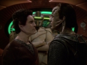 extant_StarTrek_DS9_7x19-StrangeBedfellows_3475.jpg