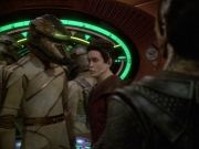 Filename=extant_StarTrek_DS9_7x19-StrangeBedfellows_3481.jpg
Filesize=176KiB
Dimensions=1200x900
Date added=Jan 22, 2020 extant_StarTrek_DS9_7x19-StrangeBedfellows_3481.jpg