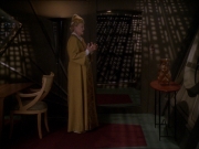 extant_StarTrek_DS9_7x19-StrangeBedfellows_3562.jpg