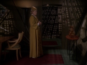 extant_StarTrek_DS9_7x19-StrangeBedfellows_3563.jpg