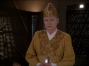 extant_StarTrek_DS9_7x19-StrangeBedfellows_3647.jpg