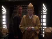extant_StarTrek_DS9_7x19-StrangeBedfellows_3719.jpg