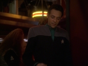 Filename=extant_StarTrek_DS9_7x20-TheChangingFaceOfEvil_1164.jpg
Filesize=127KiB
Dimensions=1200x900
Date added=Jan 22, 2020 extant_StarTrek_DS9_7x20-TheChangingFaceOfEvil_1164.jpg