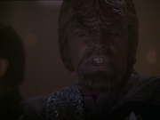 extant_StarTrek_DS9_7x20-TheChangingFaceOfEvil_2972.jpg