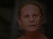 extant_StarTrek_DS9_7x20-TheChangingFaceOfEvil_3134.jpg