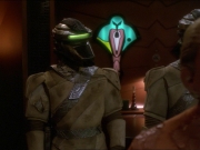 extant_StarTrek_DS9_7x20-TheChangingFaceOfEvil_3568.jpg