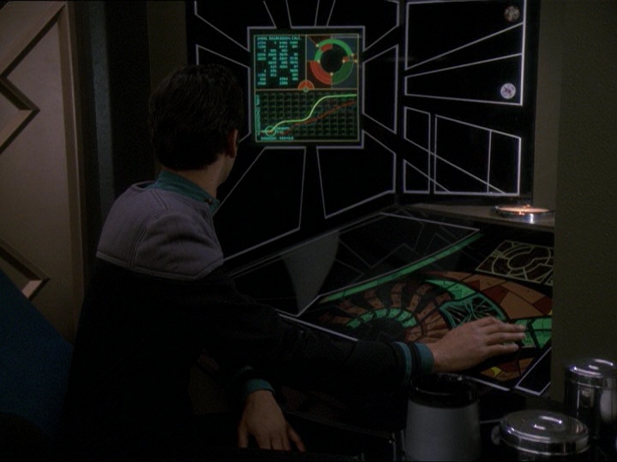 extant_StarTrek_DS9_7x21-WhenItRains_3638.jpg