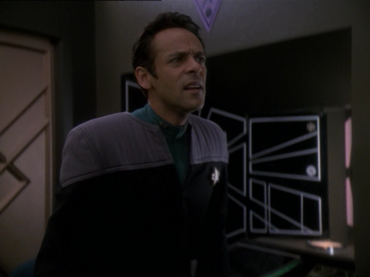 extant_StarTrek_DS9_7x21-WhenItRains_3653.jpg